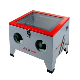 La cabine de sablage HOLZMANN SK90 est la plus compacte de la gamme, avec un volume de cabine de 90 litres et une charge maximale de grille de 5 kg, un grand nombre de pièces peut être traité.
Garantie 2ans

Idéal pour les travaux de restauration (nettoyage, ébavurage, polissage, satinage, décapage)
Pour éliminer l'oxydation et les restes de peinture.
Utilisation du sablage : décape tous types de surfaces (peintures, vernis, oxydes) en leur donnant un aspect rugueux, idéal pour repeindre ou vernir.
Grandes ouvertures pour travailler de grosses pièces
Ouvertures scellées pour un travail sans poussière
Grille de support qui permet une meilleure stabilité des pièces à l'intérieur de la cabine.
Système d'éclairage intégré pour une visibilité parfaite des pièces à traiter
Charge maximale de la grille de 5 kg.
Granulométrie utilisable : 0,12 - 0,25 mm
Quantité maximale d'agent abrasif 6,5 l
Ouverture des gants Ø 138 mm
Ouverture du couvercle 585 x 485 mm
Raccordement air comprimé 1/4