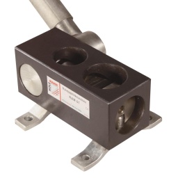 
Levier longue (910 mm) et excentrique, pour travailler avec tubes jusqu´au 3 mm d´ épaisseur.
Spécial pour aciers, métaux non ferreux, et tout type de tubes.
Pour le soudage en ligne, et connexions type T
Diamètres différents :50, 61mm
Utilisable en horizontale et en verticale




TRAVAIL DU MÉTAL







Diamètres en mm


50 / 61







Epaisseur max. mur mm


3







Poids







Poids net kg


18







Poids brut kg


19







emballage







Hauteur emballage mm


180







Largeur emballage mm


300







Longueur emballage mm


580







Information générale







Code EAN


9120039905556




